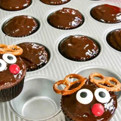 USA Pan 12 Cup Muffin Pan Clearance