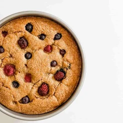 USA Pan 3 Piece Round Cake Pan Set Hot