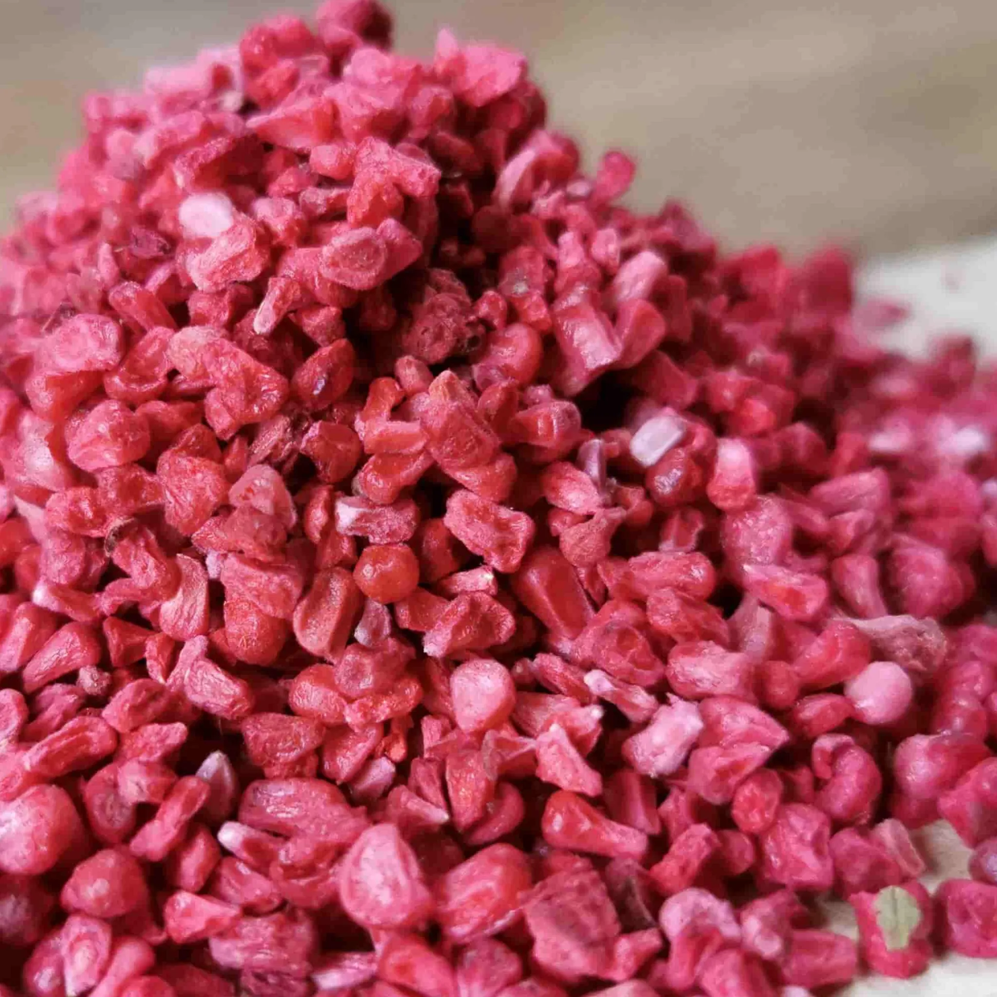 ZingyZoo Freeze Dried Raspberry Pieces, 100g Hot